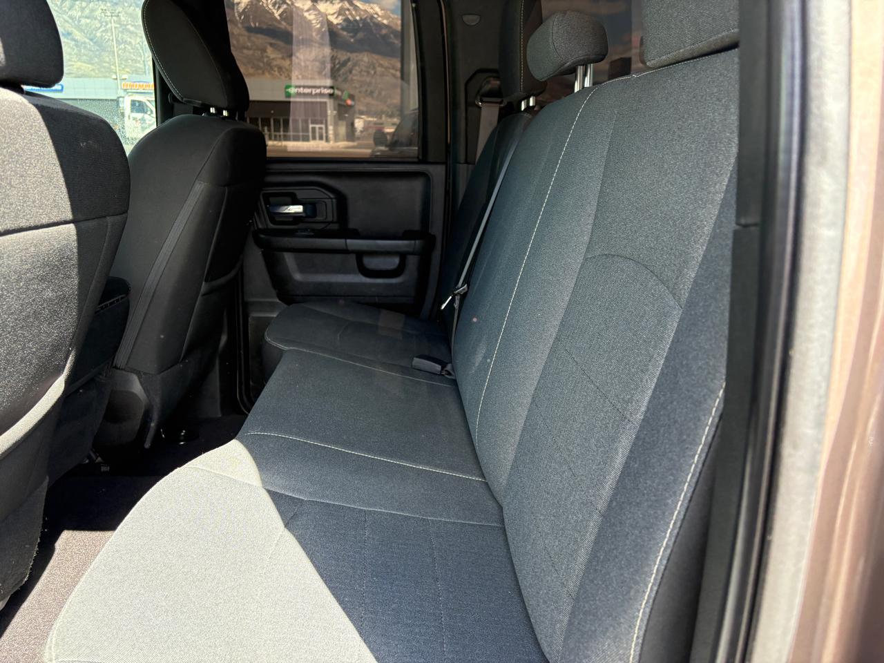 RAM 1500 Classic Warlock 4x4 Quad Cab 6'4" Box 2021