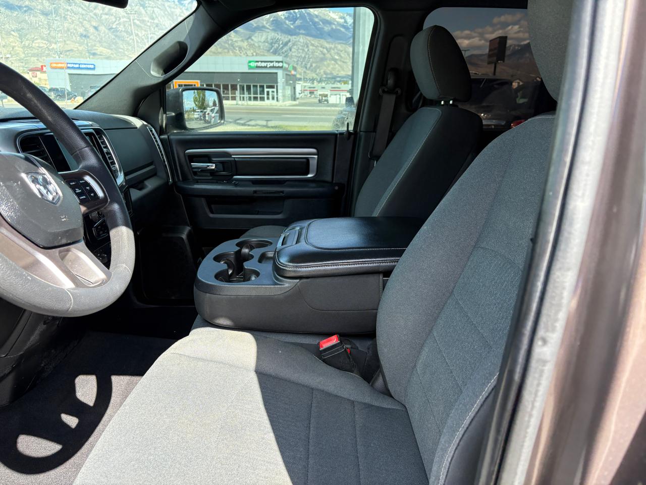 RAM 1500 Classic Warlock 4x4 Quad Cab 6'4" Box 2021