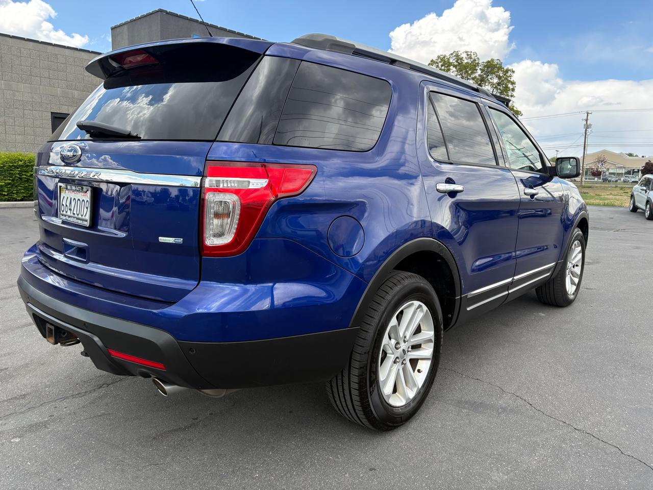 Ford Explorer 4WD 4dr XLT 2013