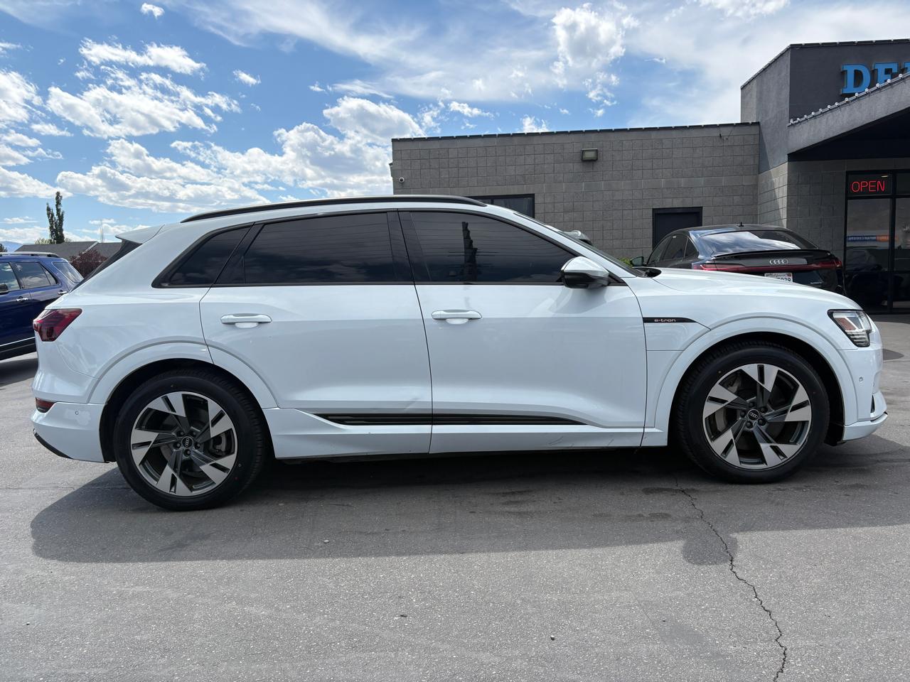 Audi E-Tron Premium quattro 2021