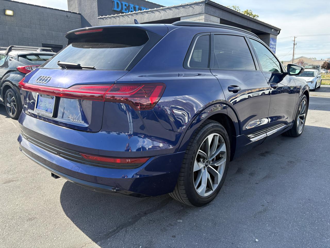 Audi E-Tron Premium Plus quattro 2021