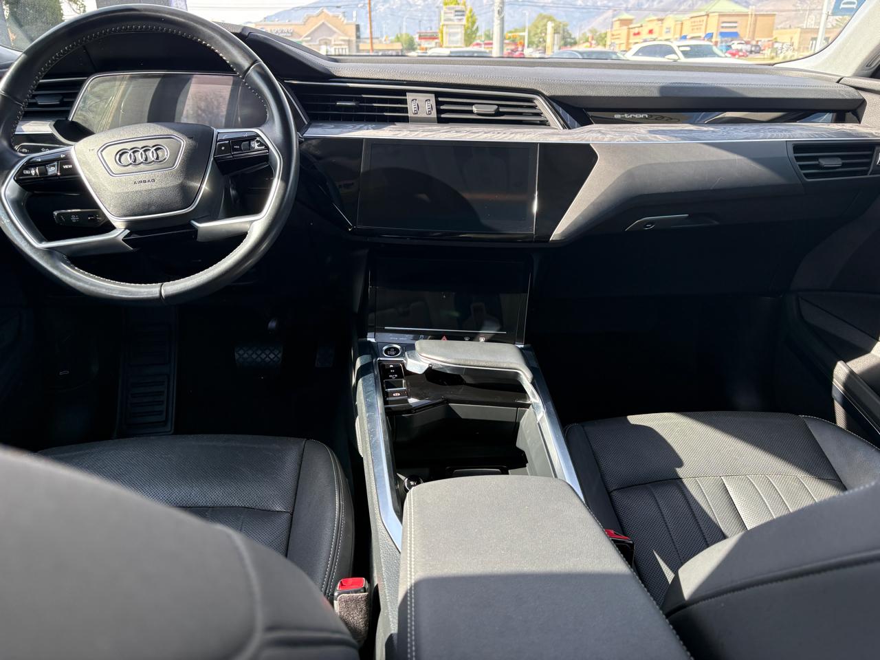 Audi E-Tron Premium Plus quattro 2021