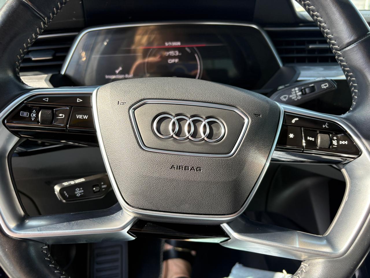 Audi E-Tron Premium Plus quattro 2021