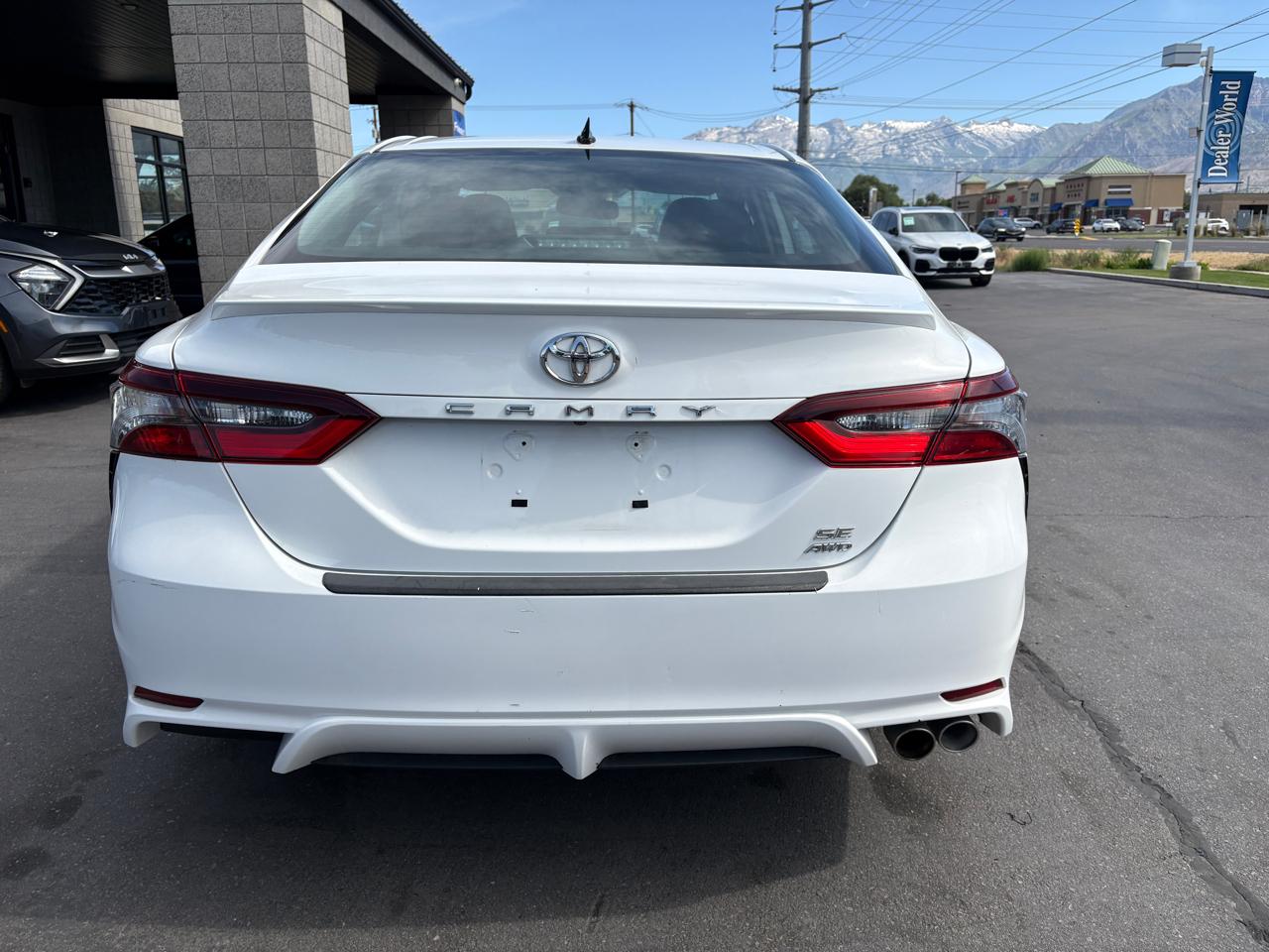 Toyota Camry SE Auto AWD (Natl) 2022