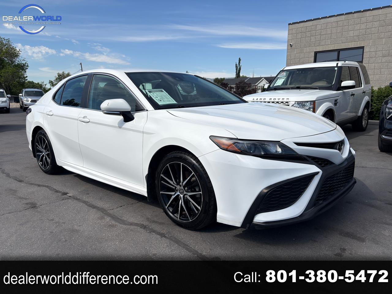 2022 Toyota Camry SE Auto AWD (Natl)