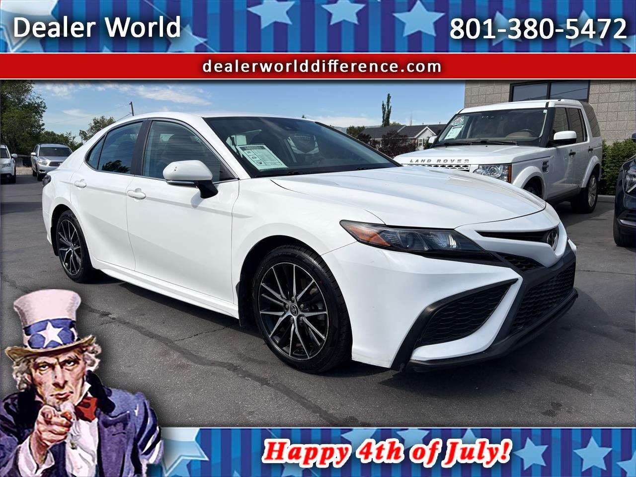 2022 Toyota Camry SE Auto AWD (Natl)