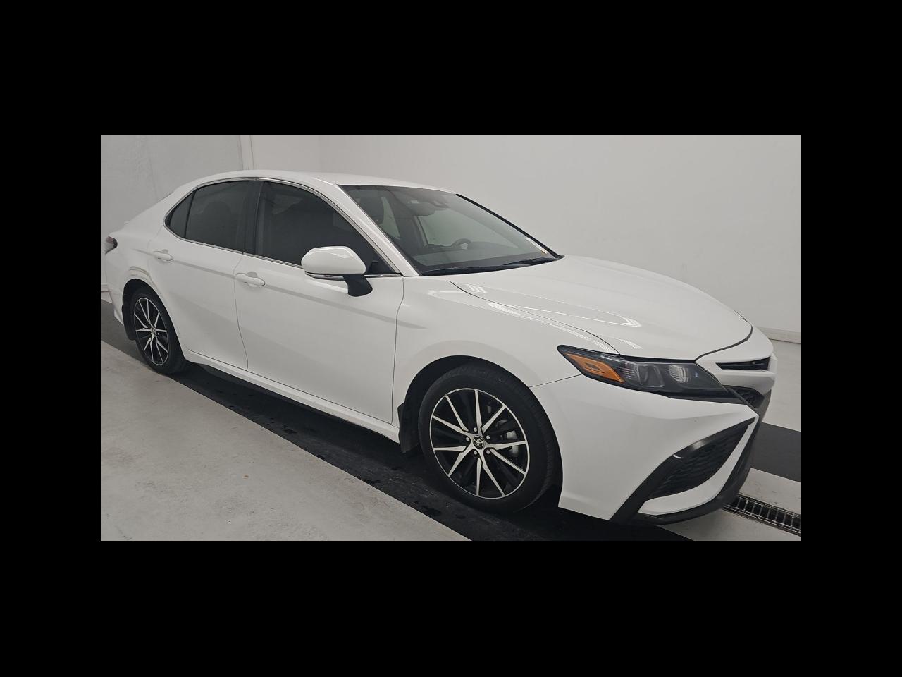 Toyota Camry SE Auto (Natl) 2023