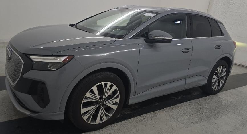 Audi Q4 e-tron  2024