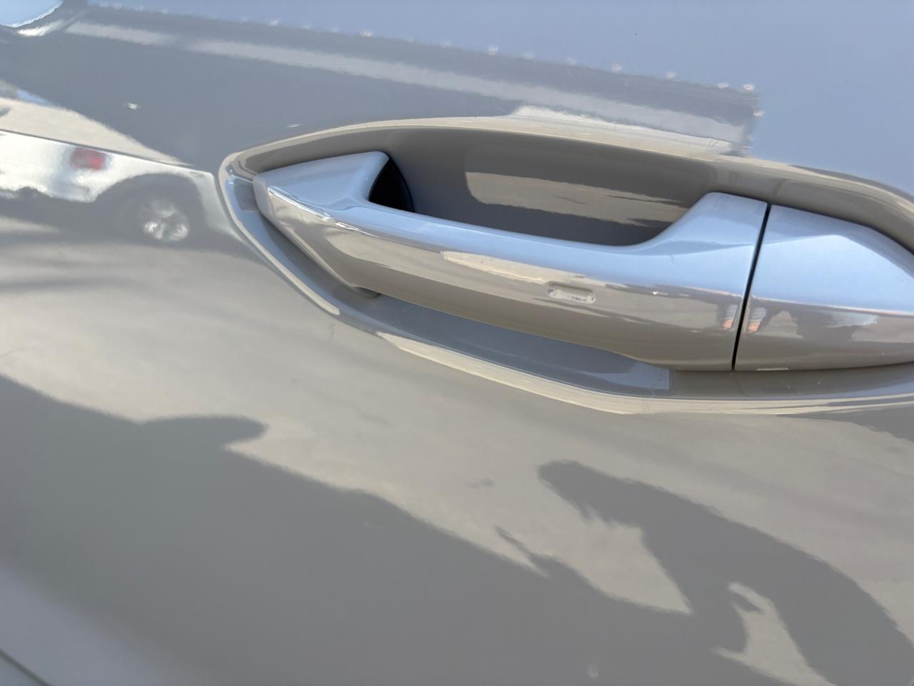 Audi Q4 e-tron  2024