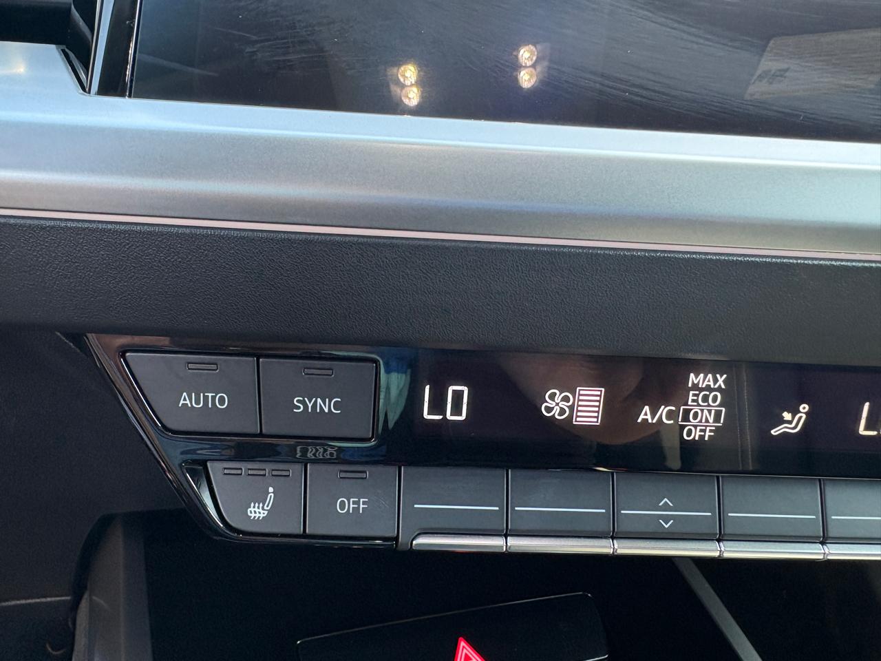 Audi Q4 e-tron  2024
