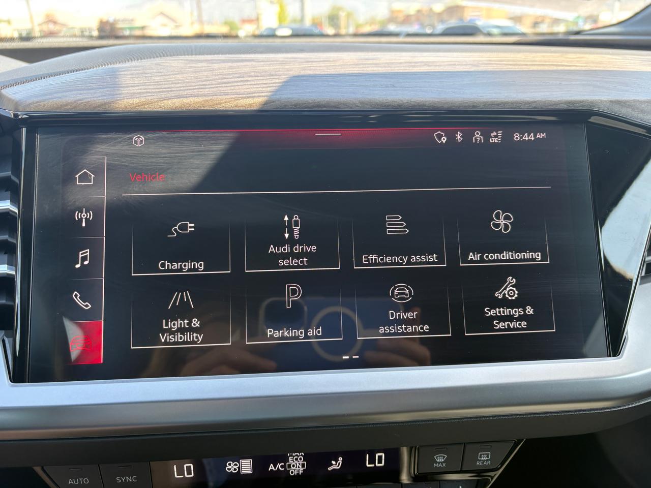 Audi Q4 e-tron  2024