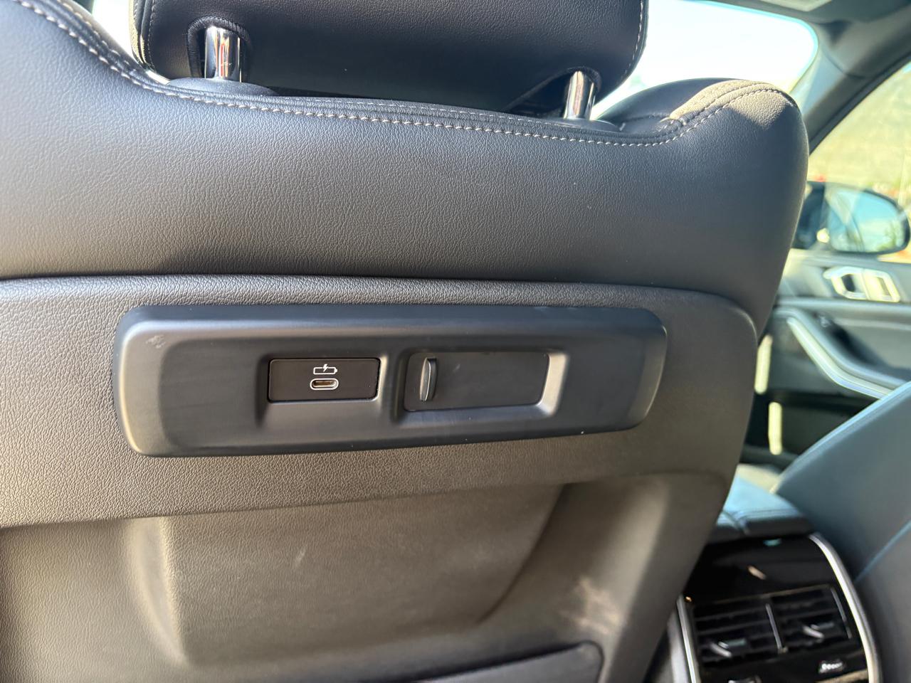 BMW X5 xDrive40i Sports Activity Vehicle 2023