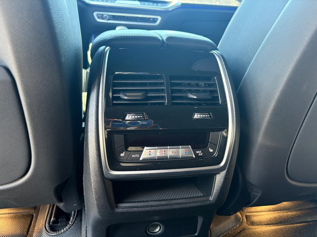 BMW X5 xDrive40i Sports Activity Vehicle 2023