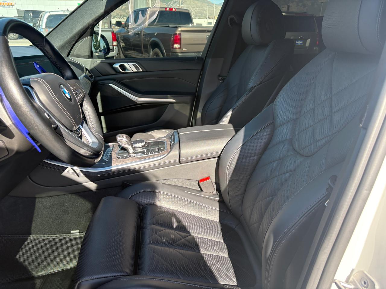 BMW X5 xDrive40i Sports Activity Vehicle 2023