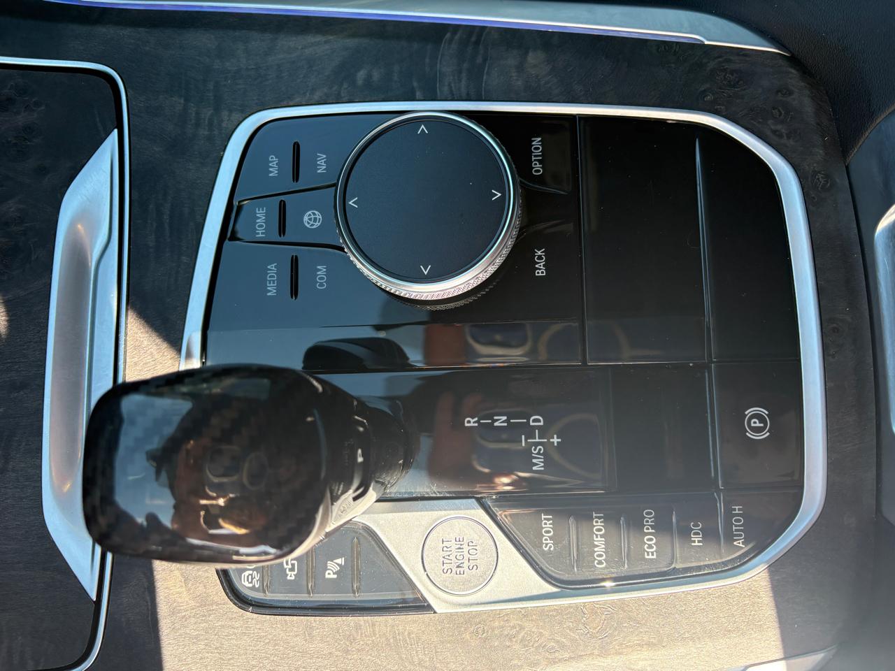 BMW X5 xDrive40i Sports Activity Vehicle 2023