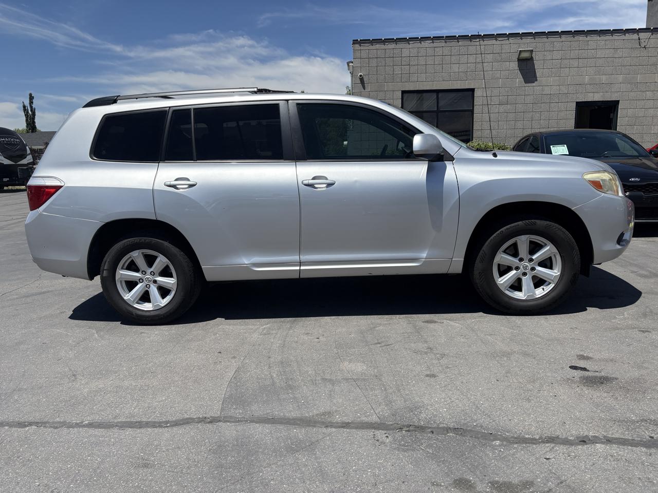 Toyota Highlander FWD 4dr Base (Natl) 2008