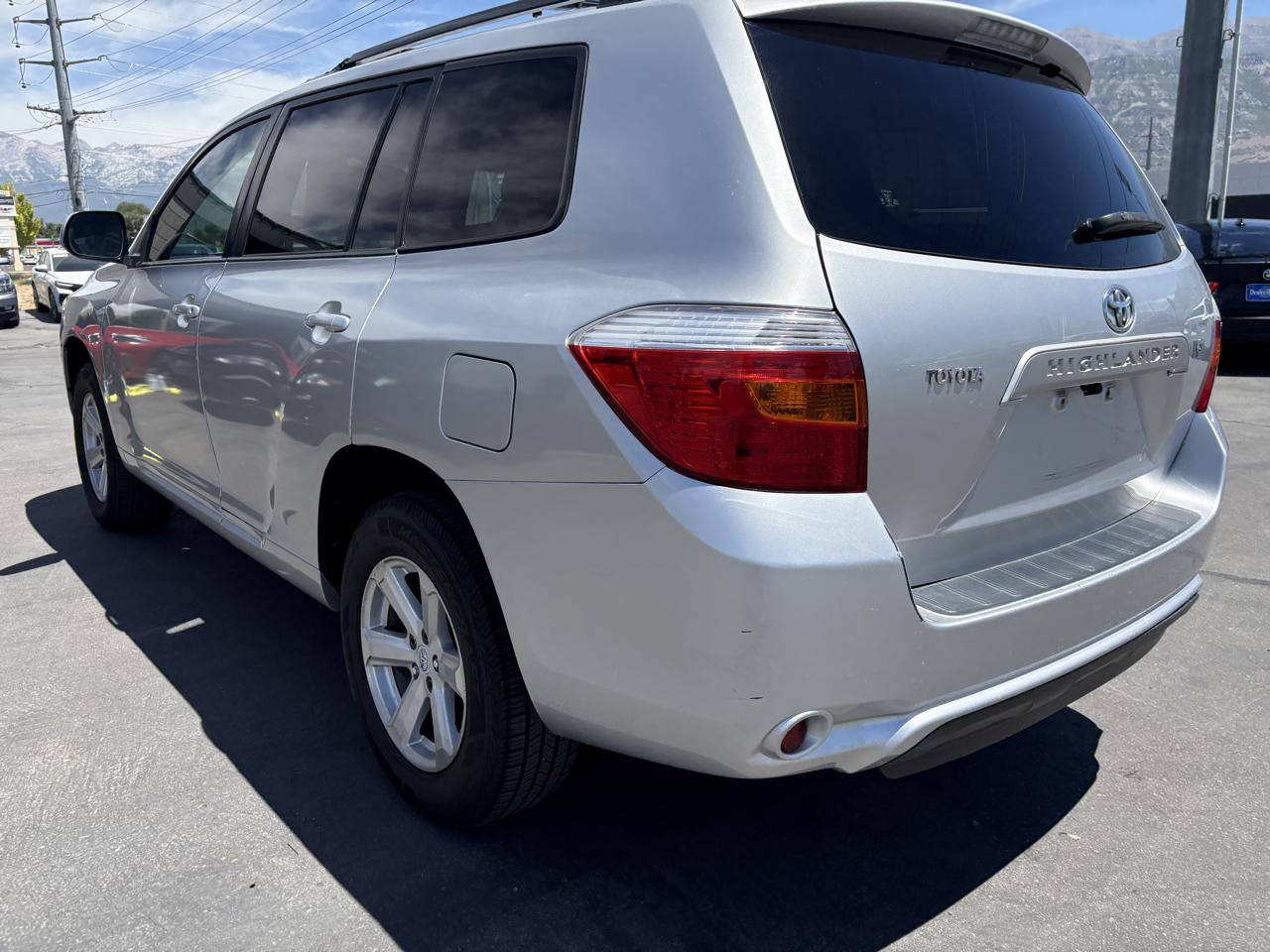 Toyota Highlander FWD 4dr Base (Natl) 2008