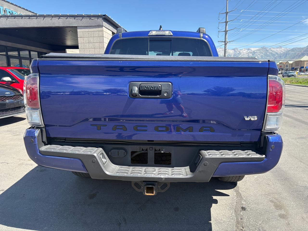 Toyota Tacoma 4WD TRD Off Road Double Cab 5' Bed V6 AT (Natl) 2023
