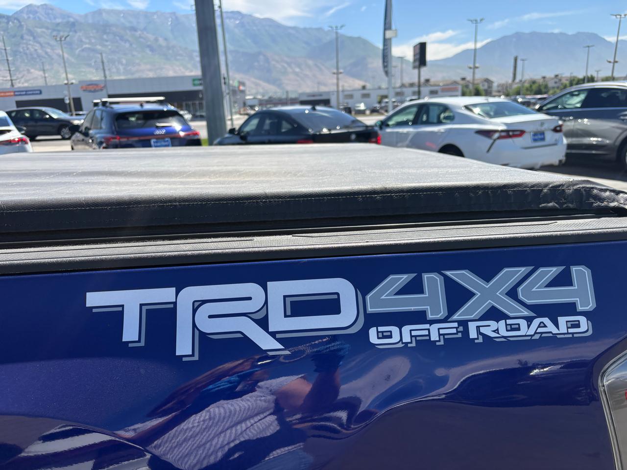 Toyota Tacoma 4WD TRD Off Road Double Cab 5' Bed V6 AT (Natl) 2023