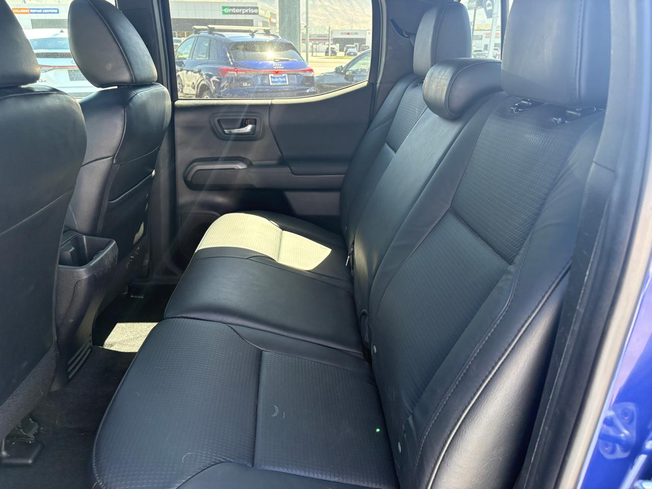 Toyota Tacoma 4WD TRD Off Road Double Cab 5' Bed V6 AT (Natl) 2023