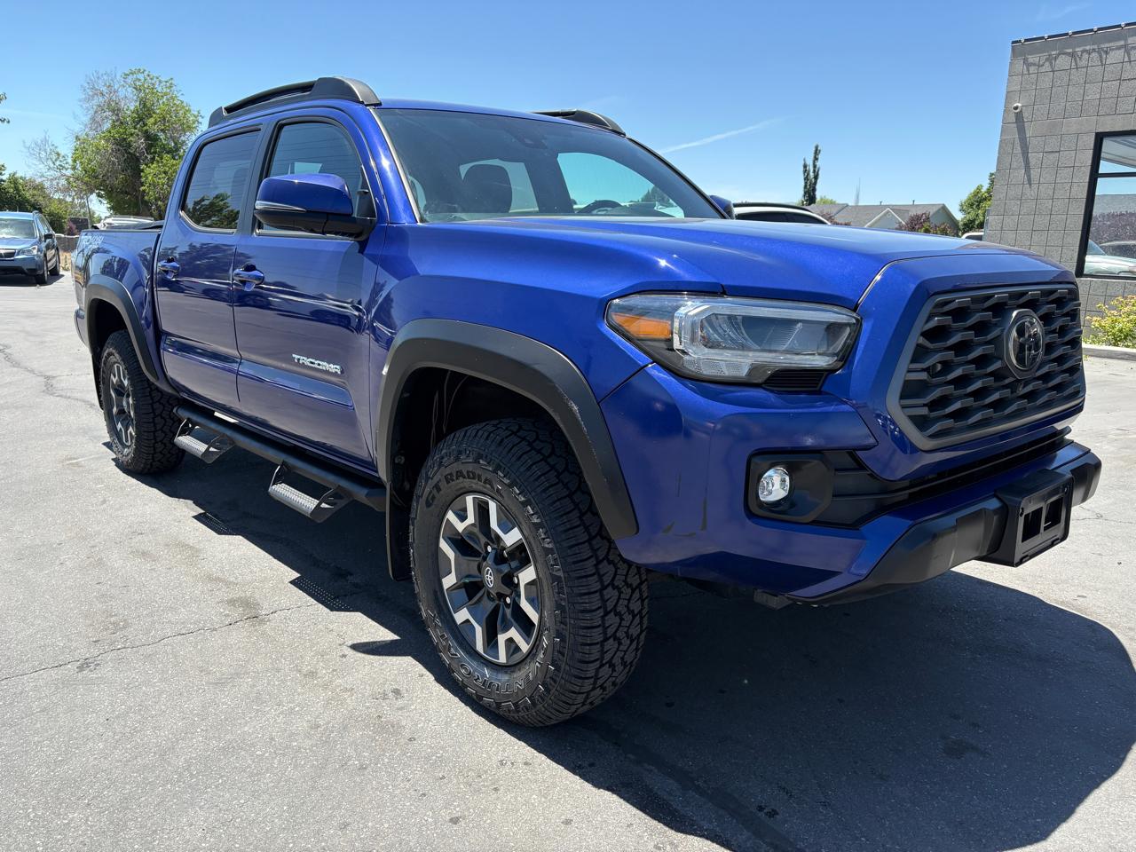 2023 Toyota Tacoma 4WD TRD Off Road Double Cab 5' Bed V6 AT (Natl)