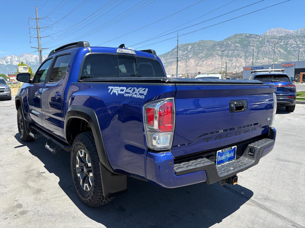 Toyota Tacoma 4WD TRD Off Road Double Cab 5' Bed V6 AT (Natl) 2023