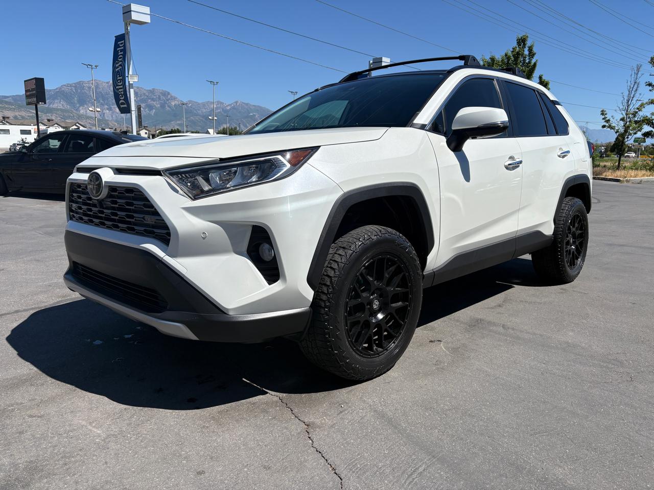 Toyota RAV4 Limited AWD (Natl) 2021