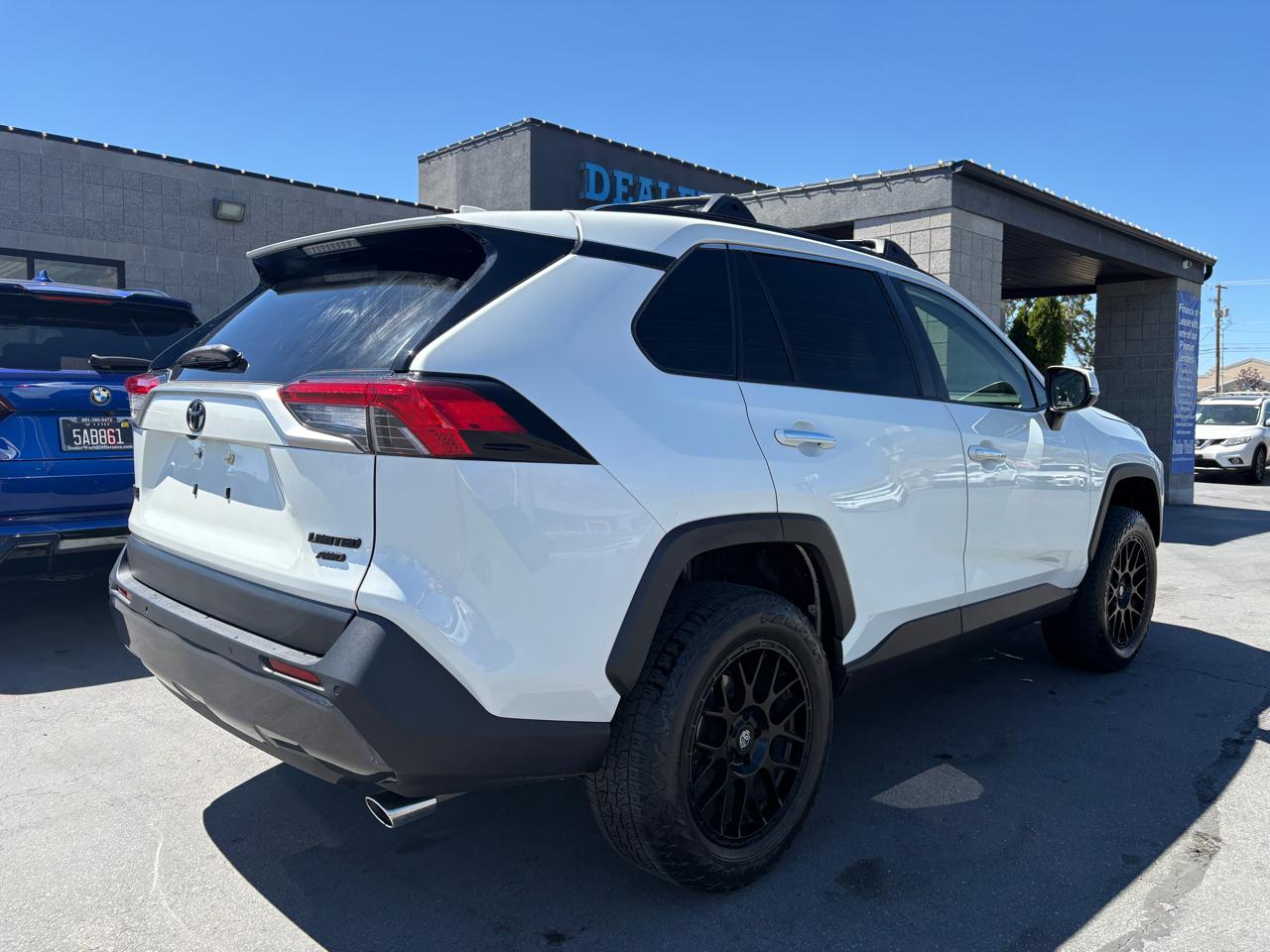 Toyota RAV4 Limited AWD (Natl) 2021