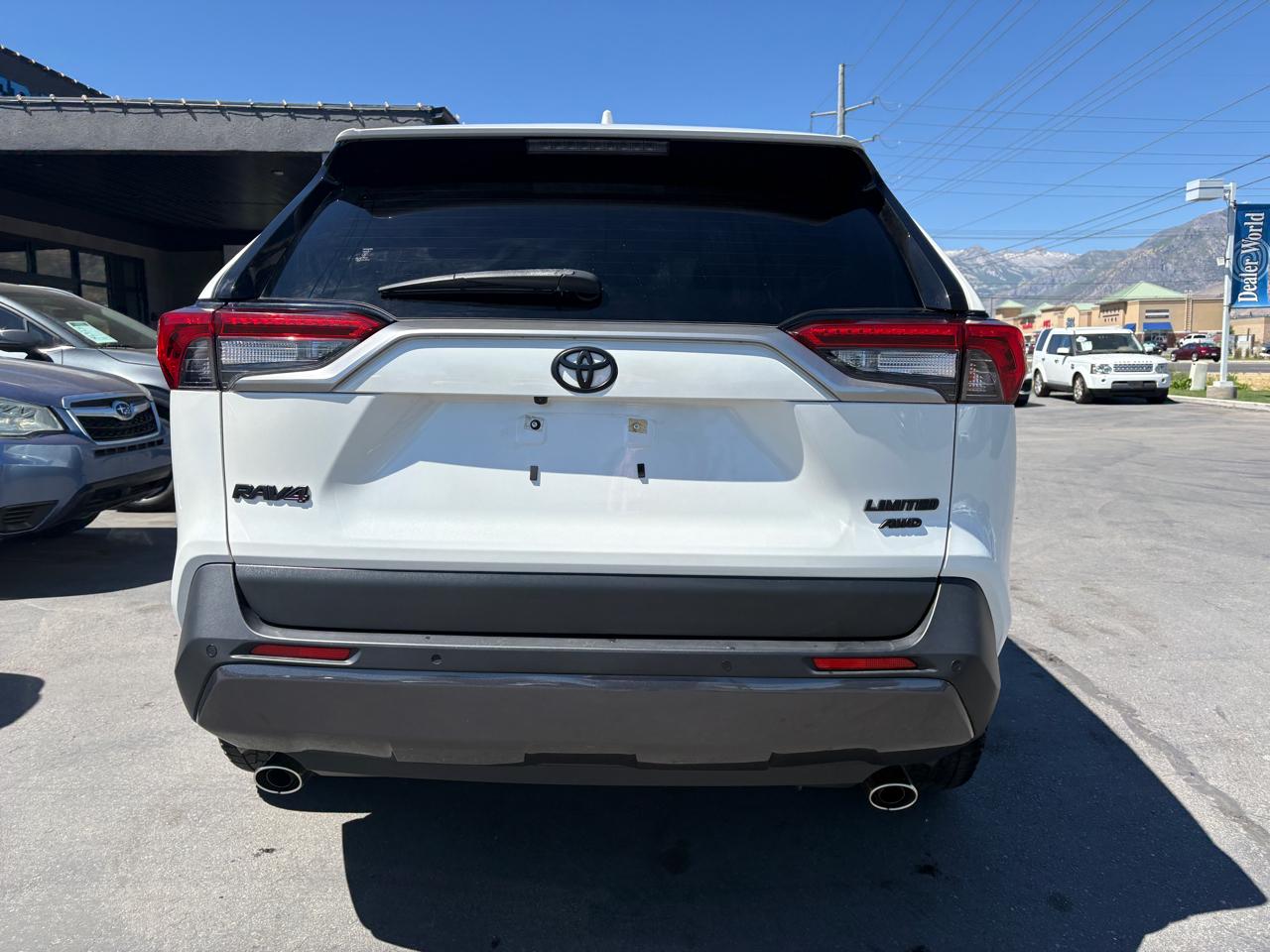 Toyota RAV4 Limited AWD (Natl) 2021