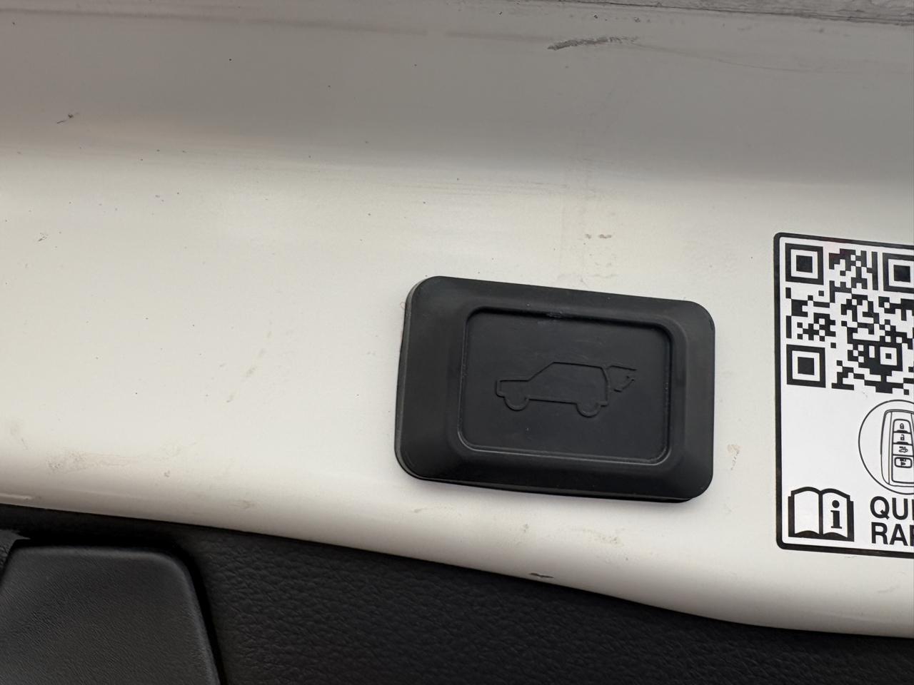 Toyota RAV4 Limited AWD (Natl) 2021