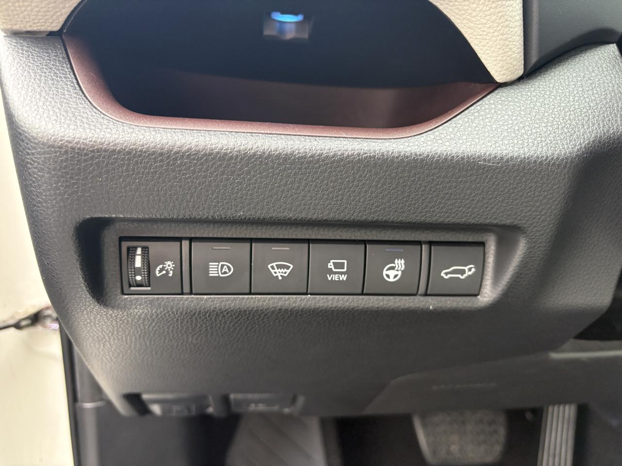 Toyota RAV4 Limited AWD (Natl) 2021