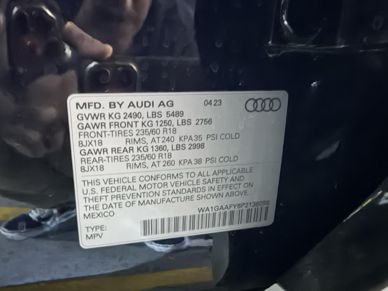 Toyota RAV4 Limited AWD (Natl) 2021