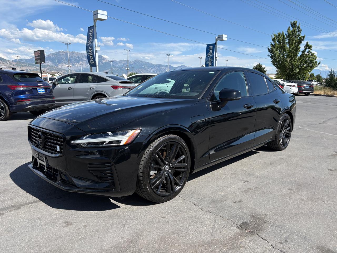 Volvo S60 Recharge Plug-In Hybrid T8 eAWD PHEV R-Design 2022