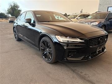 2022 Volvo S60 Recharge Plug-In Hybrid T8 eAWD PHEV R-Design