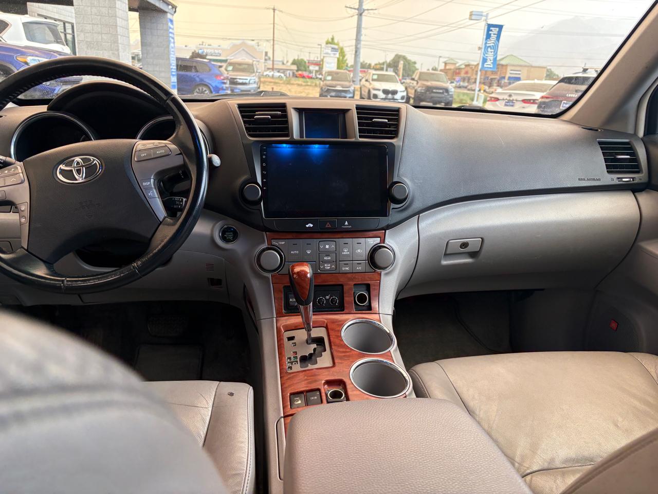 Toyota Highlander 4WD 4dr V6 Limited (Natl) 2009