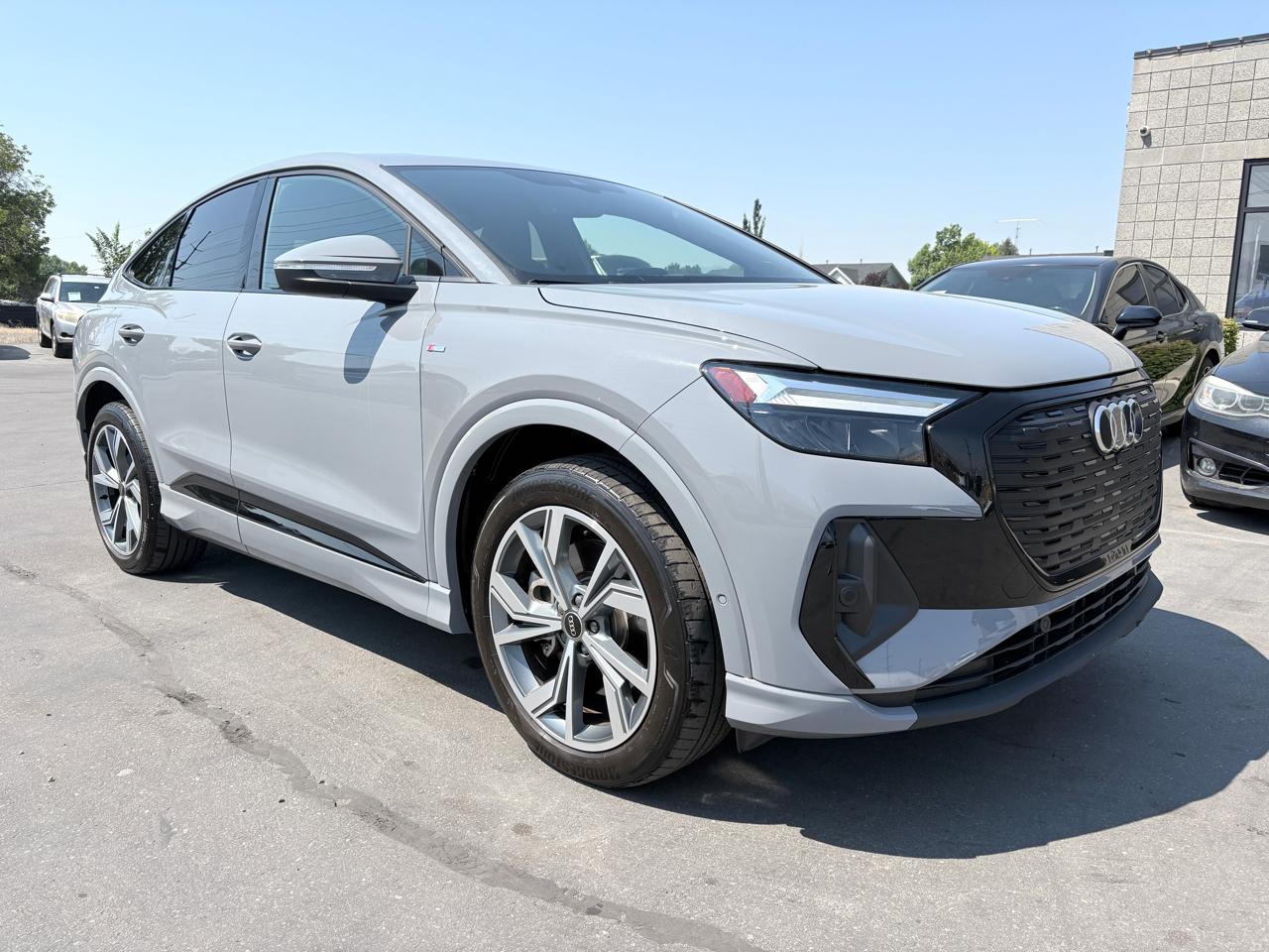 2024 Audi Q4 e-tron Sportback Premium Plus 55 quattro