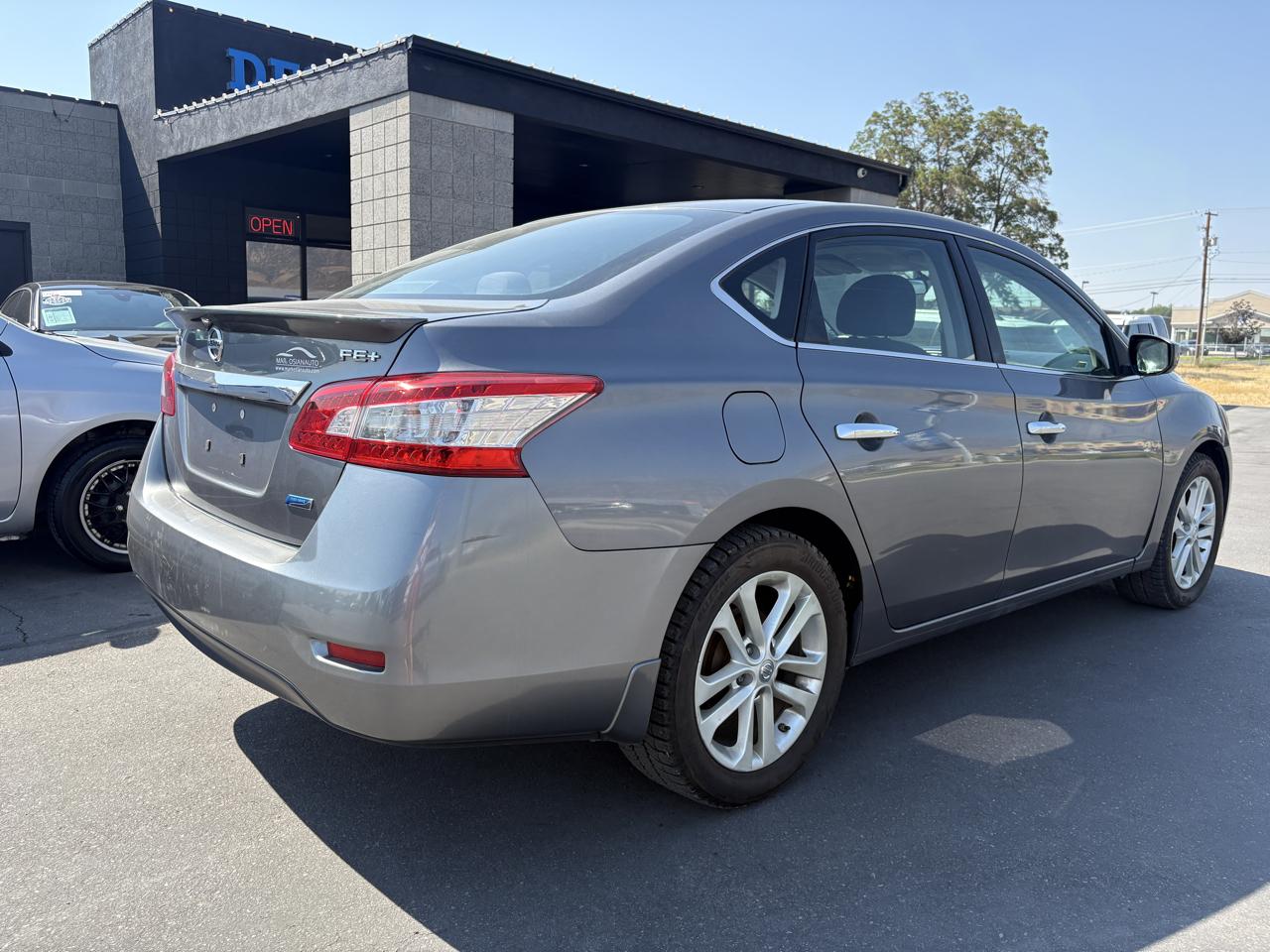 Nissan Sentra  2015