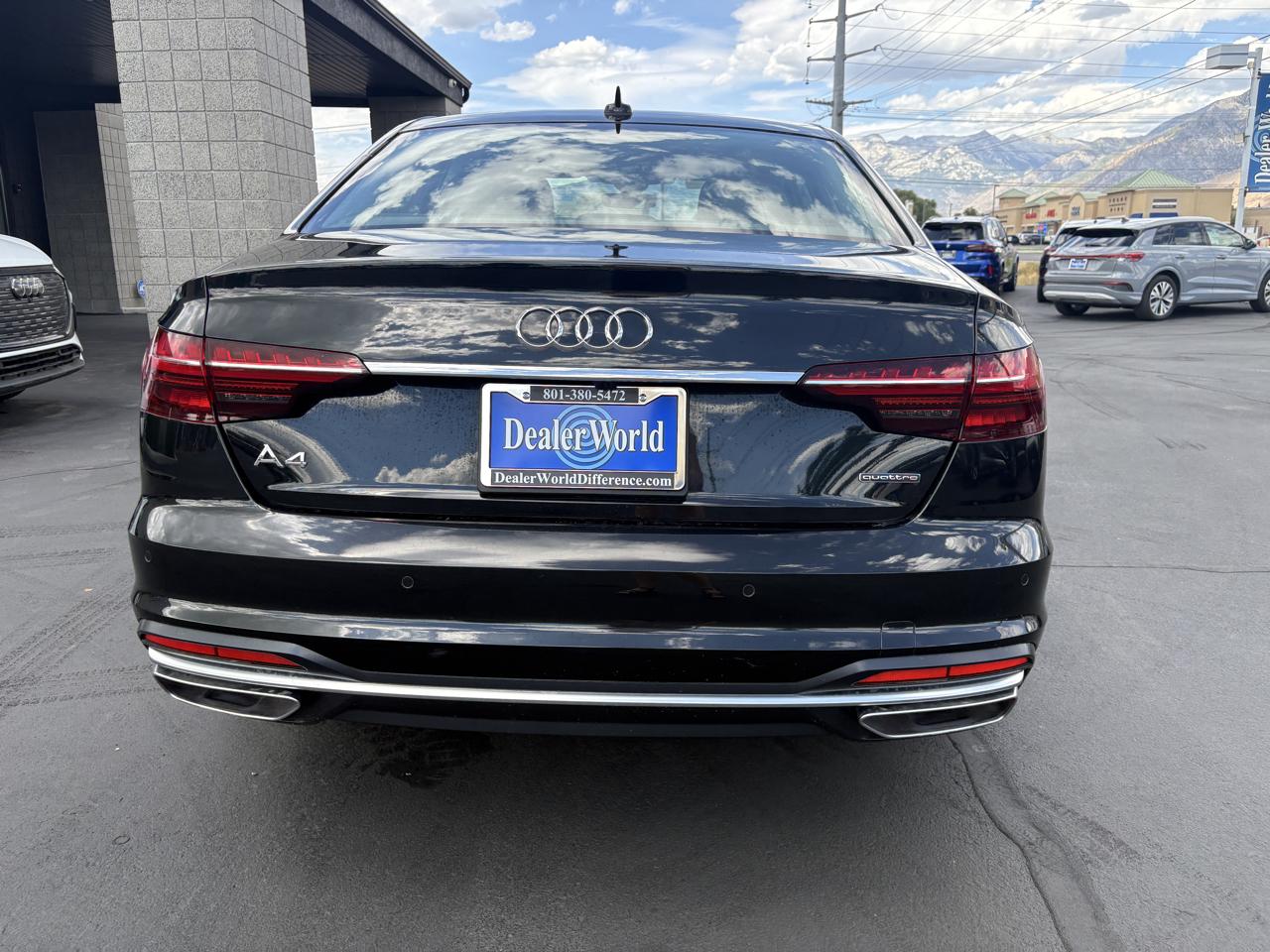 Audi A4 Sedan Premium 40 TFSI quattro 2023