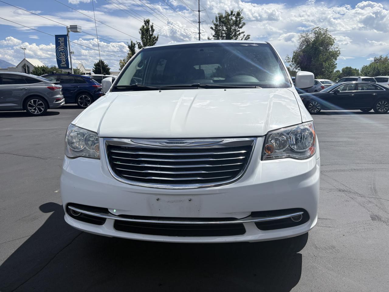 Chrysler Town & Country 4dr Wgn Touring 2014