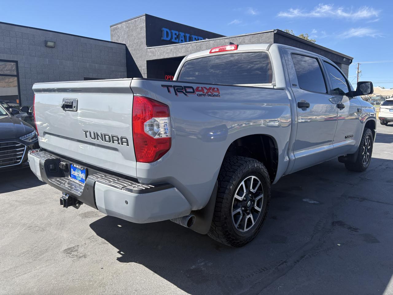 Toyota Tundra 4WD  2020