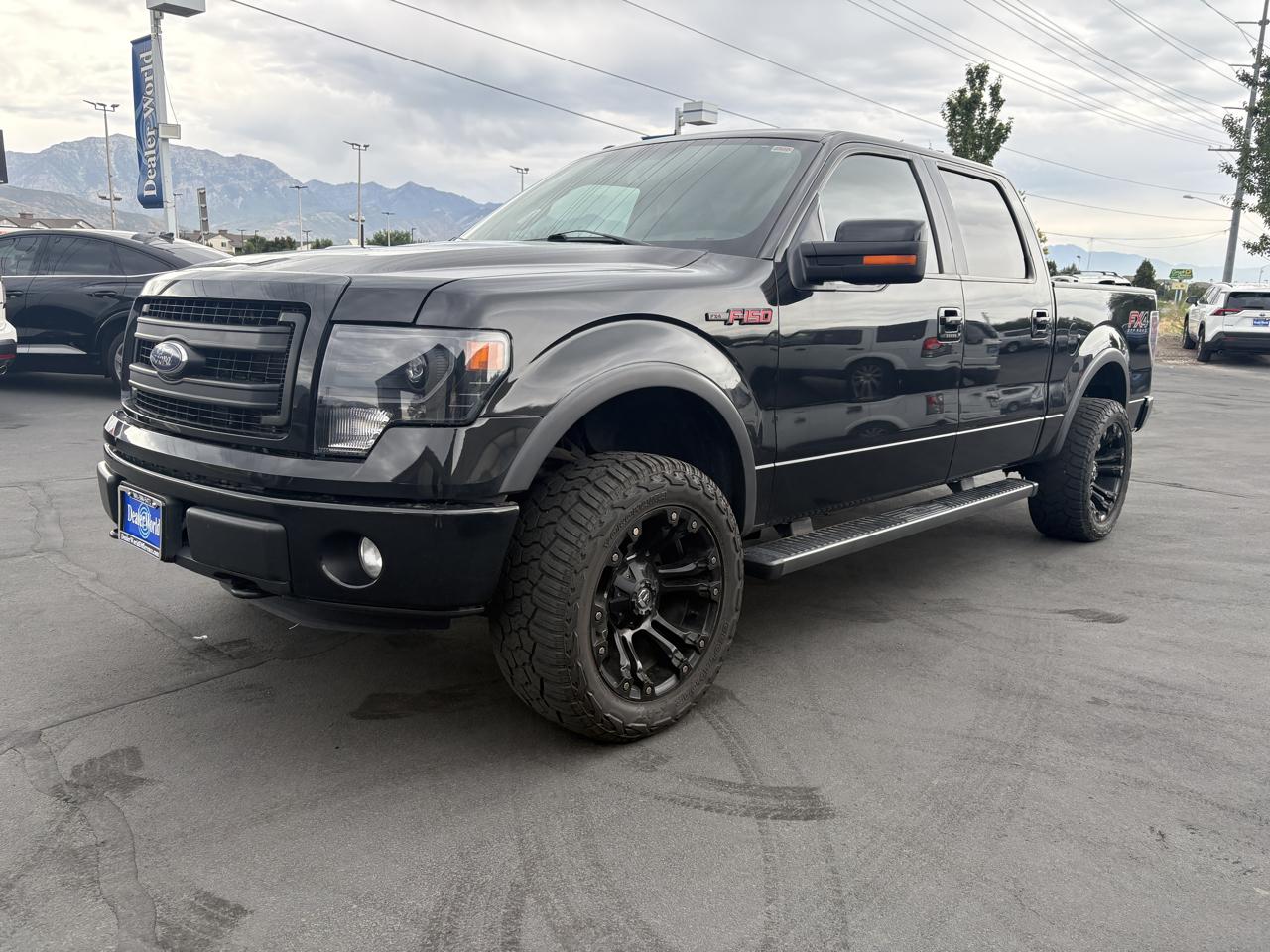 Ford F-150 4WD SuperCrew 145" Platinum 2014