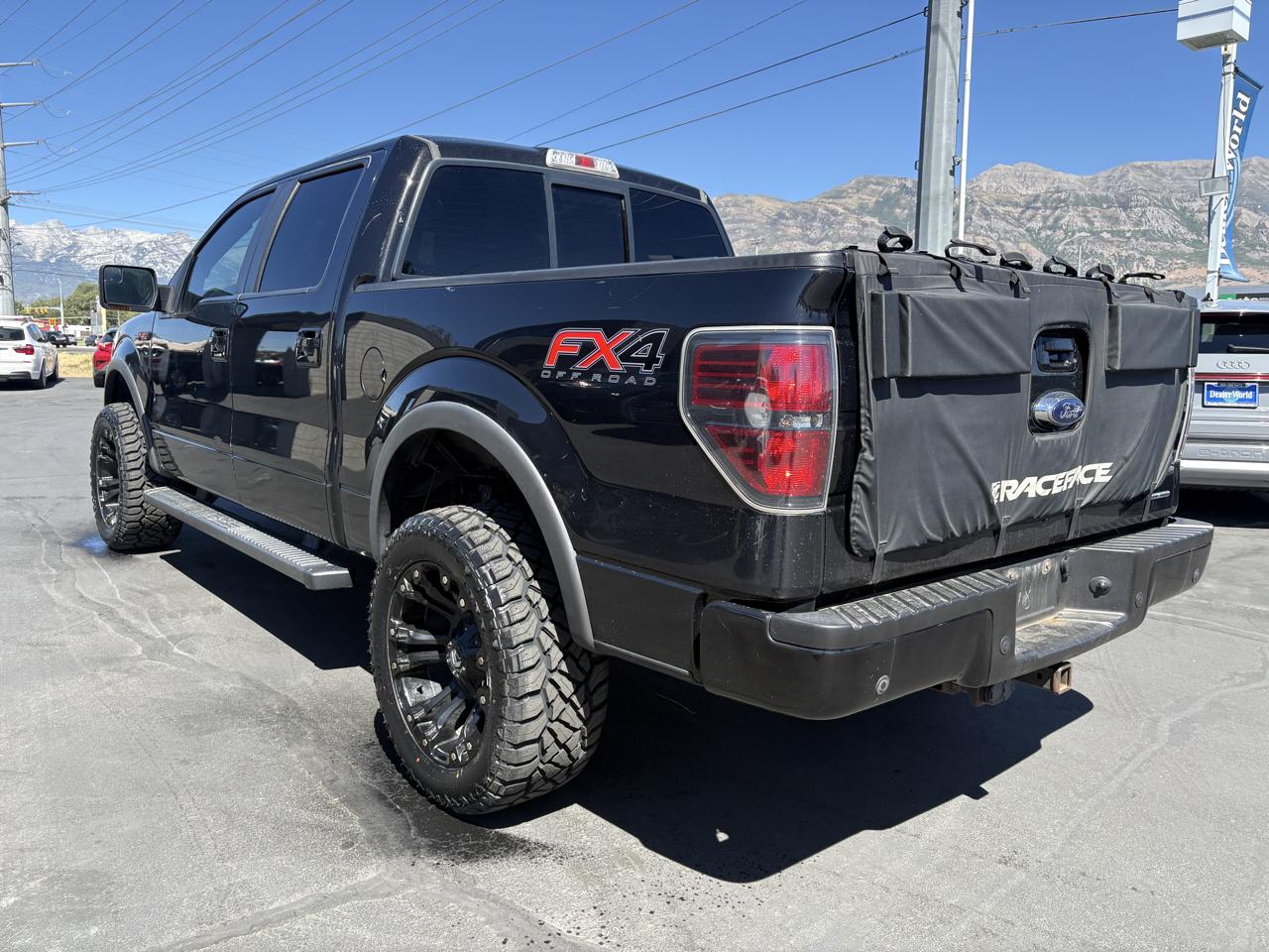 Ford F-150 4WD SuperCrew 145" Platinum 2014