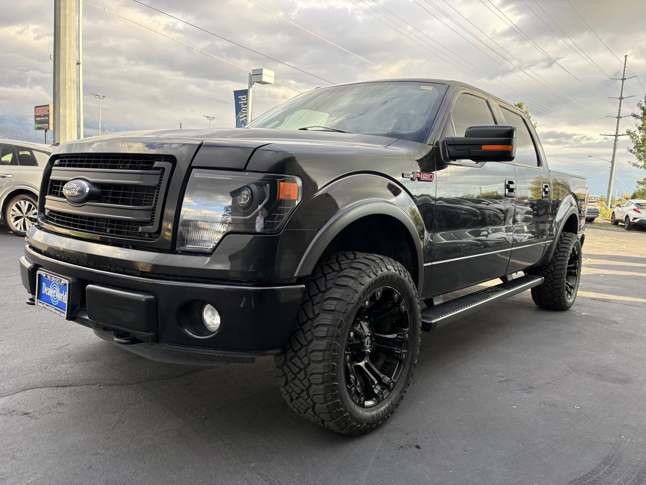 Ford F-150 4WD SuperCrew 145" Platinum 2014