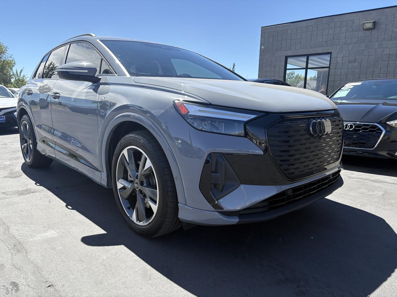 2024 Audi Q4 e-tron Premium Plus 55 quattro