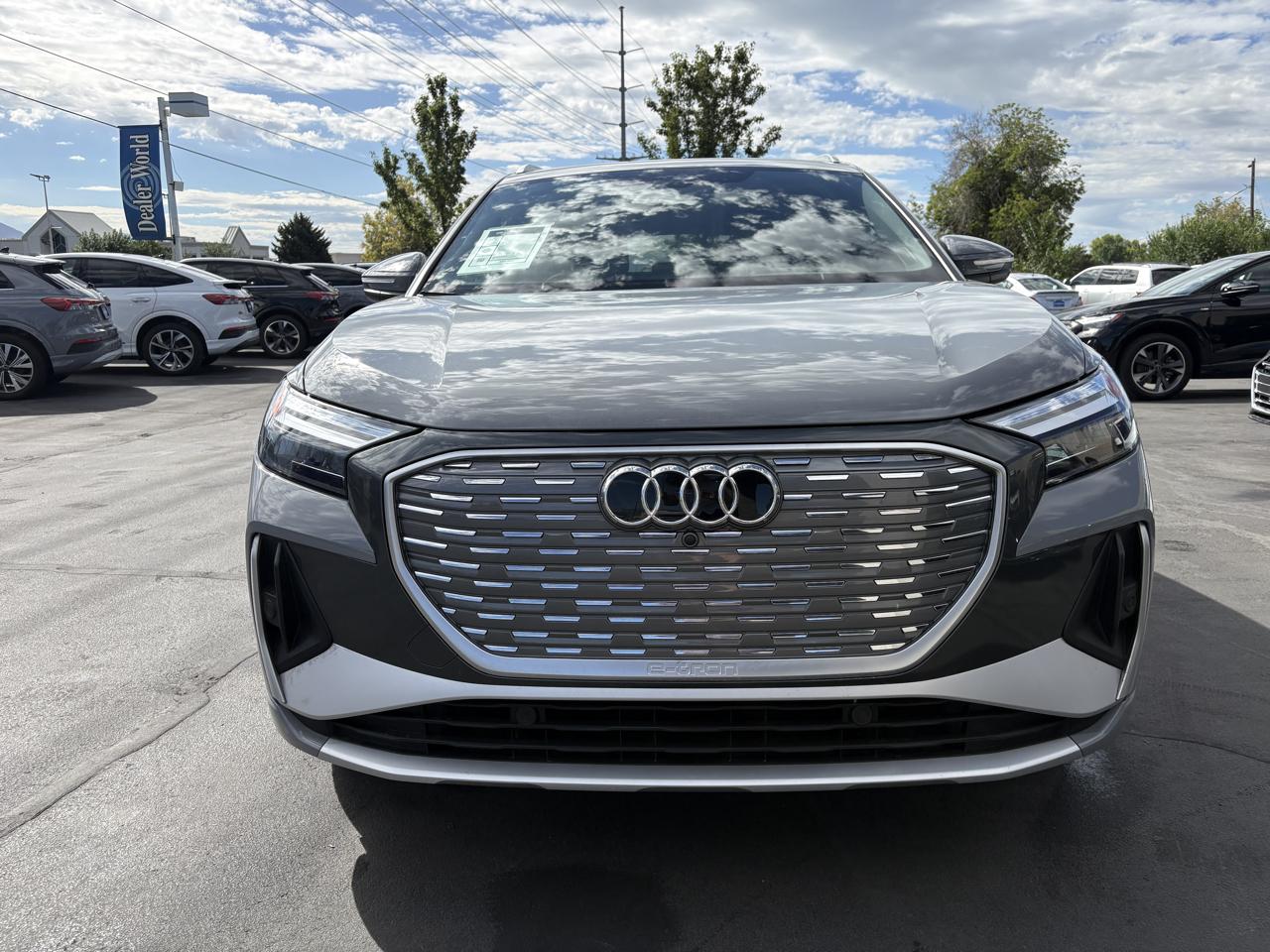 Audi Q4 e-tron Premium 50 quattro 2024
