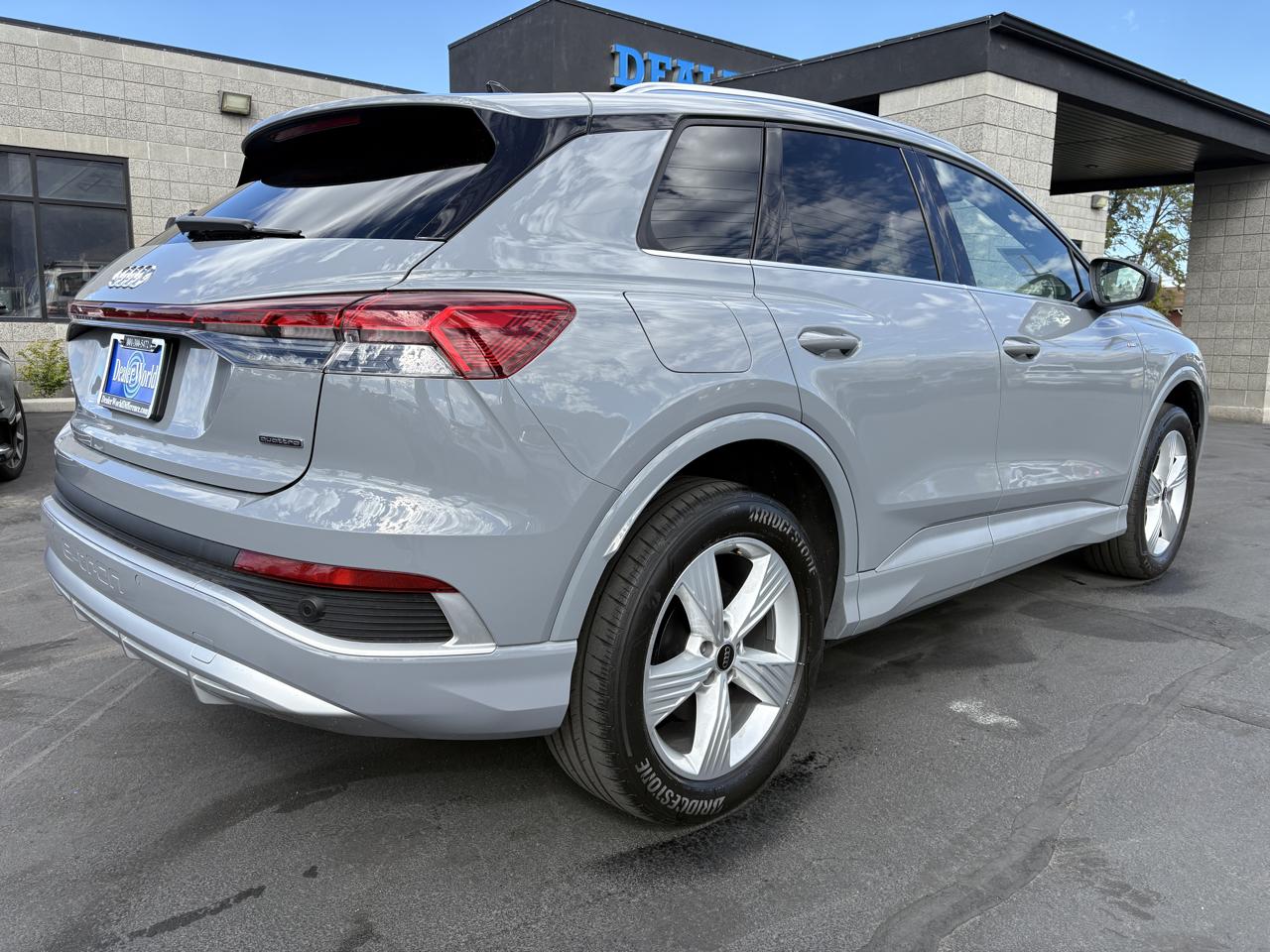 Audi Q4 e-tron Premium 50 quattro 2024