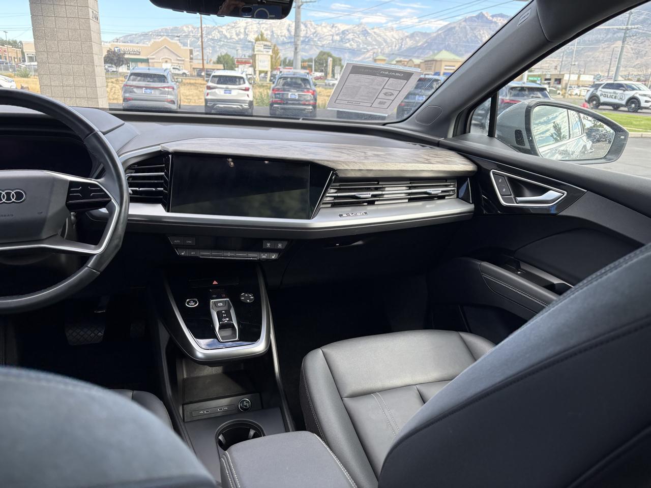 Audi Q4 e-tron Premium 50 quattro 2024