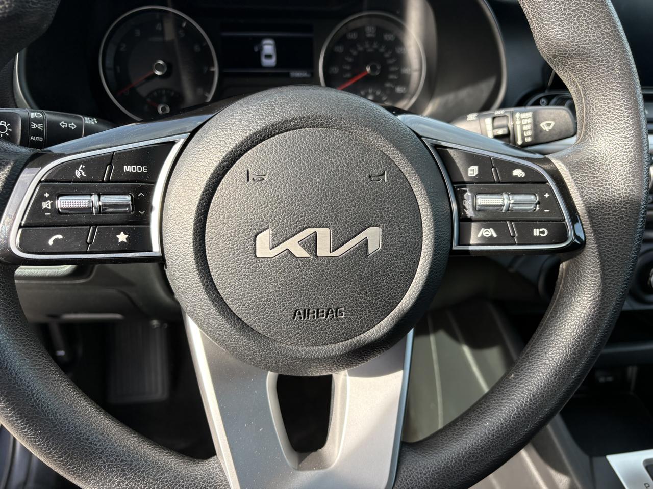 Kia Forte LXS IVT 2023