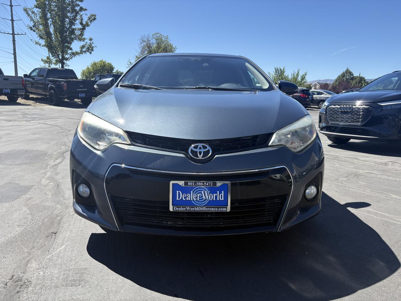 Toyota Corolla 4dr Sdn Auto S (Natl) 2015