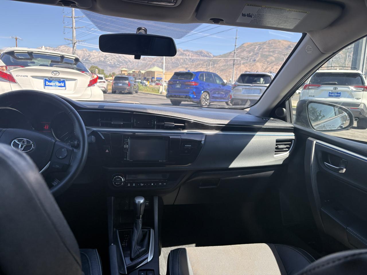 Toyota Corolla 4dr Sdn Auto S (Natl) 2015